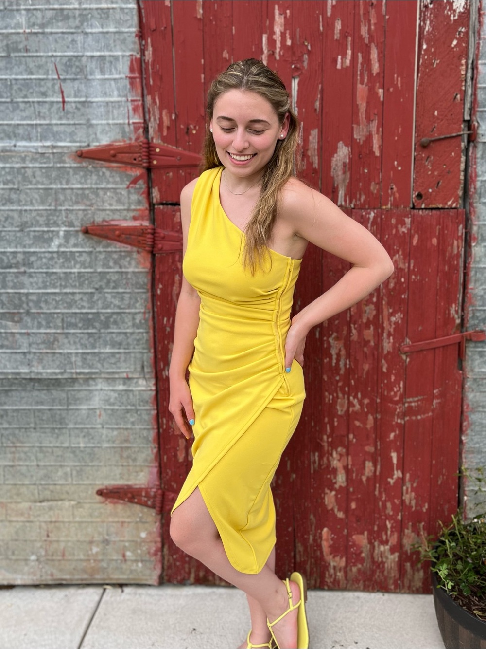 Yellow One-Shoulder Draped Women’s Dress size 2 - Picture 5 of 5